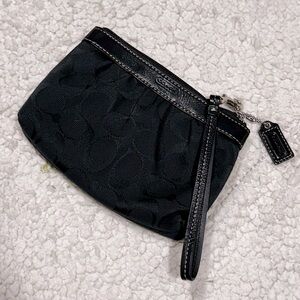 COACH Black signature Clutch with Zip Closure